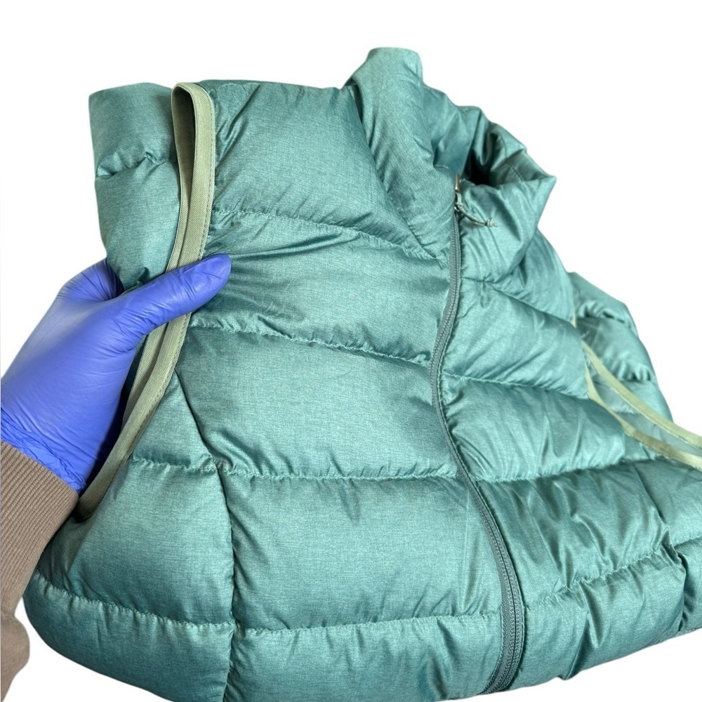 Eddie Bauer Women’s Down Vest Green - Picture 13 of 13